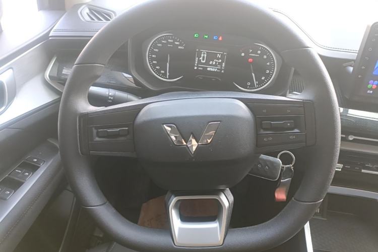 Used Wuling Jiachen 2022 1.5L Manual Enjoyment Elite Model Steering Wheel