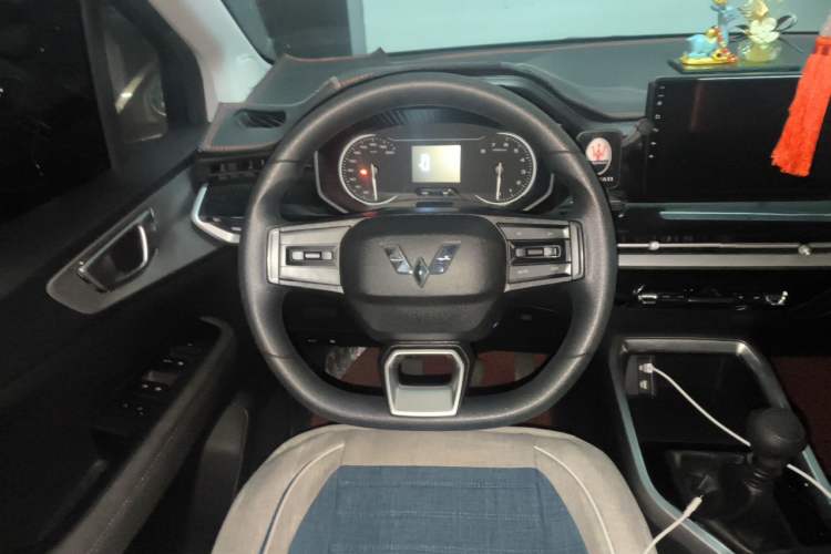 Used Wuling Jiachen 2022 1.5L Manual Enjoyment Elite Model Steering Wheel