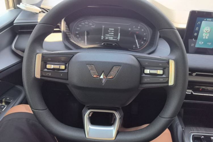 Used Wuling Jiachen 2022 1.5T CVT Smart Luxury Version Steering Wheel