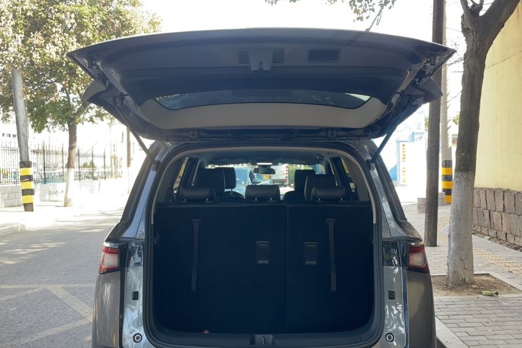 Used Wuling Jiachen 2022 1.5T CVT Smart Luxury Version Trunk