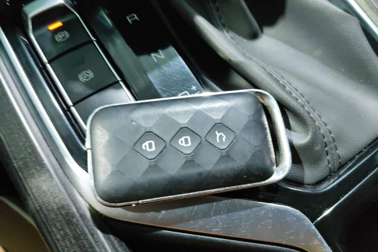 Used Wuling Jiachen 2022 1.5T CVT Deluxe Flagship Edition Vehicle Key