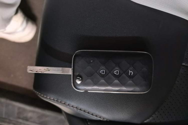 Used Wuling Jiachen 2022 1.5T Manual Light Enjoyment Dynamic Version Vehicle Key