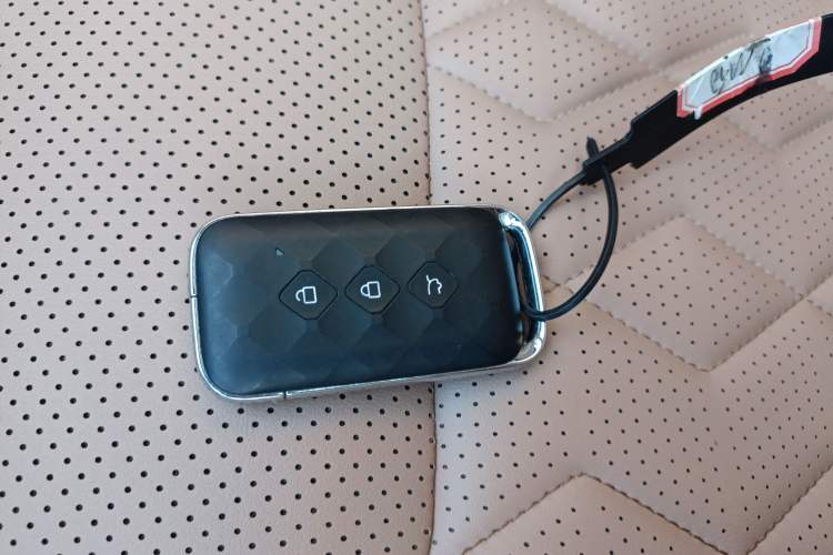 Used Wuling Jiachen 2022 1.5T CVT Deluxe Flagship Edition Vehicle Key