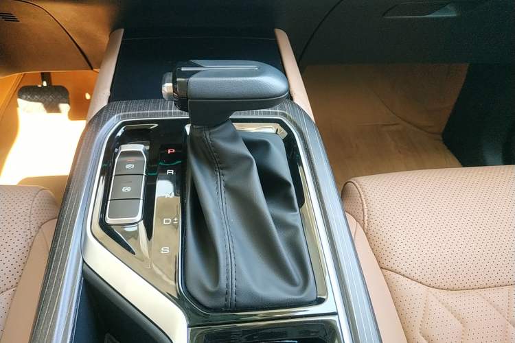 Used Wuling Jiachen 2022 1.5T CVT Deluxe Flagship Edition Gear Lever