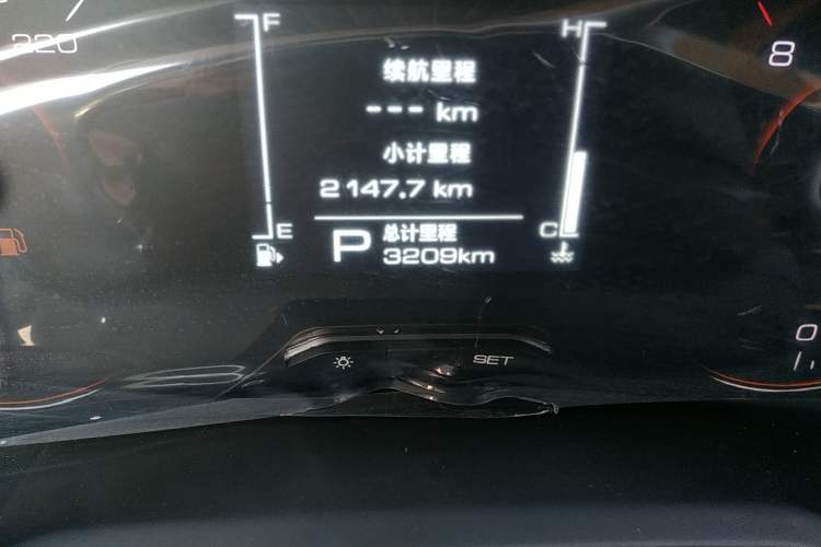 Used Wuling Jiachen 2022 1.5T CVT Deluxe Flagship Edition Odometer Close Up