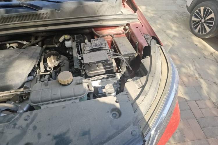 Used Wuling Jiachen 2022 1.5T CVT Smart Luxury Version Engine Bay Left