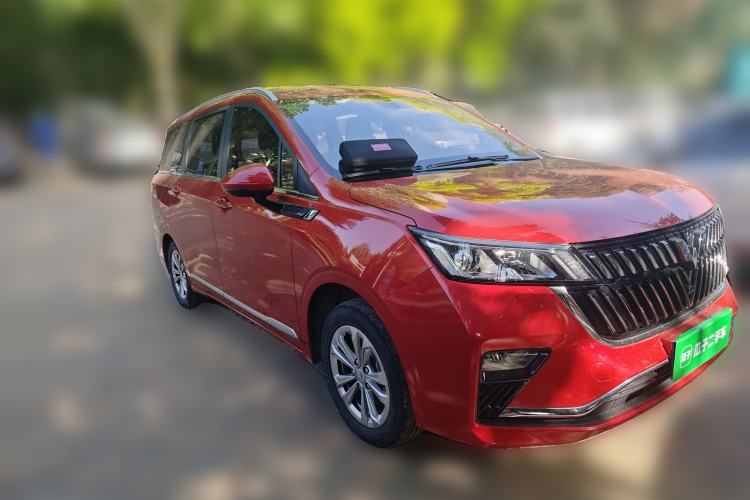 Used Wuling Jiachen 2022 1.5T CVT Smart Luxury Version Front Right 45 Deg