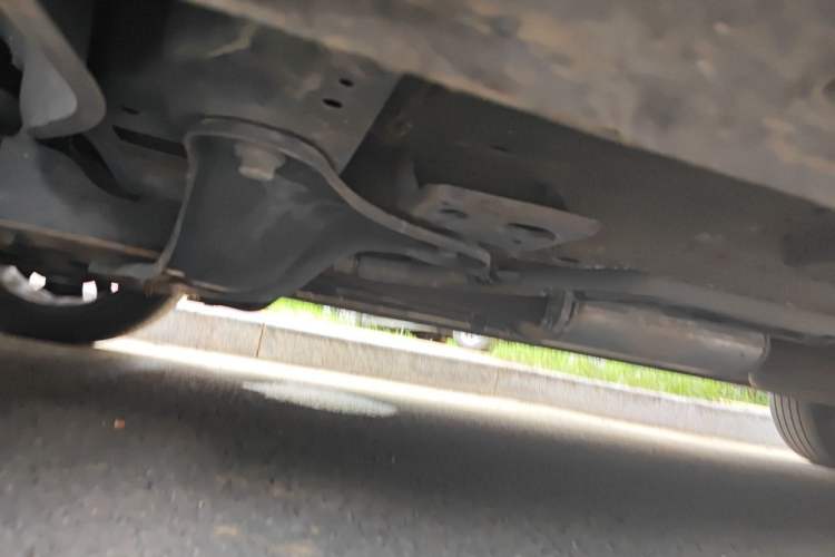 Used Wuling Jiachen 2022 1.5T CVT Deluxe Flagship Edition Chassis Front Left