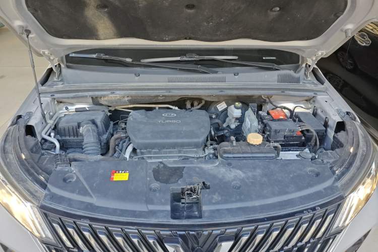 Used Wuling Jiachen 2022 1.5T CVT Smart Luxury Version Engine Bay
