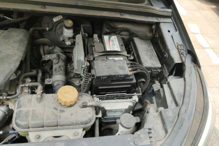 Used Wuling Jiachen 2022 1.5T CVT Deluxe Flagship Edition Engine Bay Left