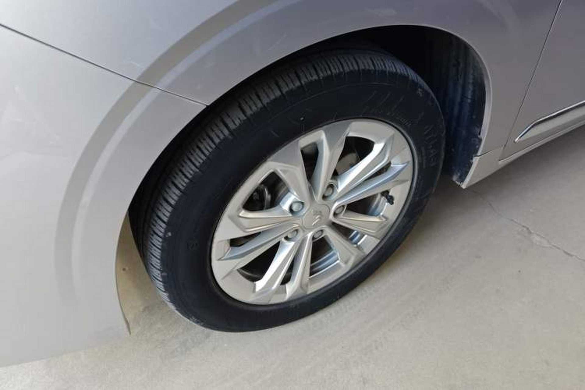 Used Wuling Jiachen 2022 1.5T CVT Smart Luxury Version Exterior 1