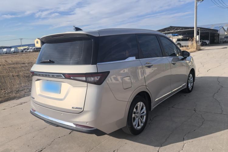 Used Wuling Jiachen 2022 1.5T CVT Smart Luxury Version Exterior 7