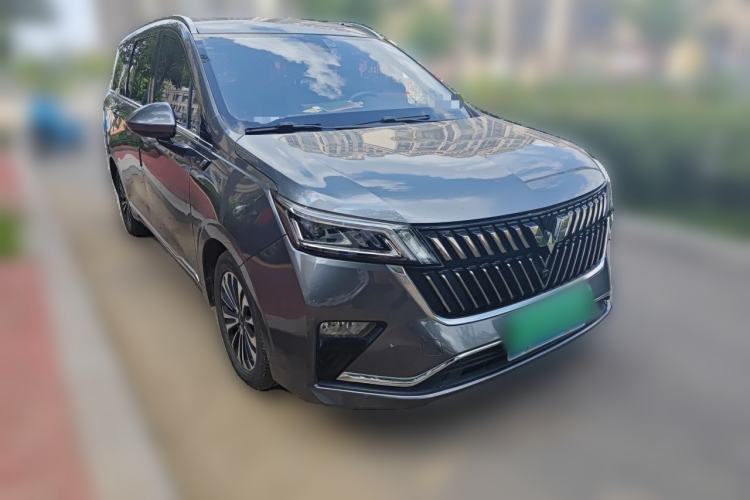 Used Wuling Jiachen 2022 1.5T CVT Deluxe Flagship Edition Front Right 45 Deg