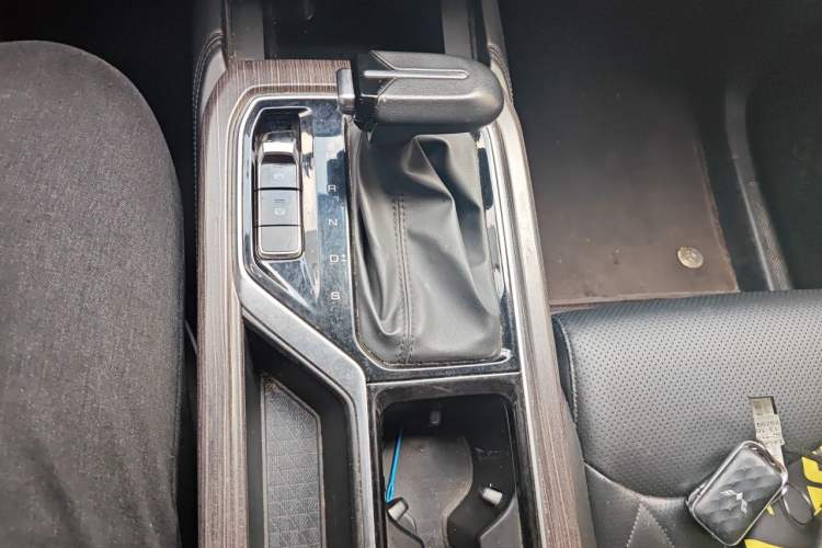 Used Wuling Jiachen 2022 1.5T CVT Deluxe Flagship Edition Gear Lever