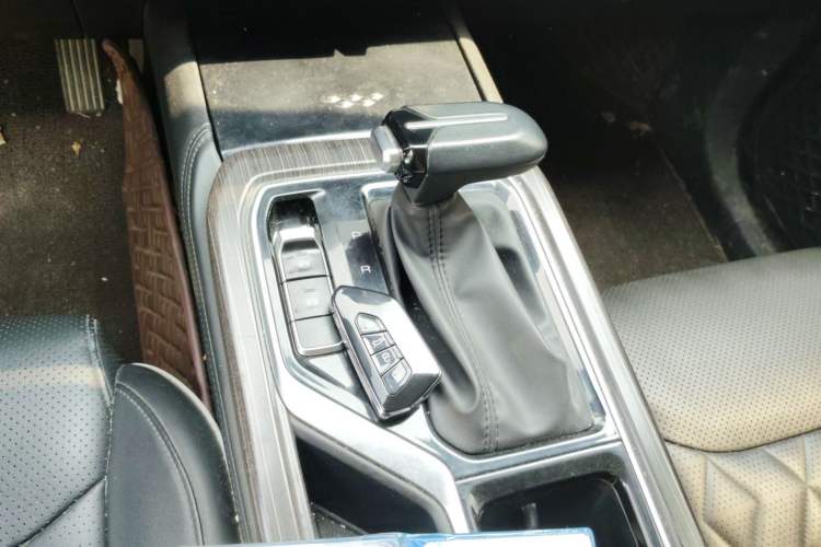 Used Wuling Jiachen 2022 1.5T CVT Deluxe Flagship Edition Gear Lever