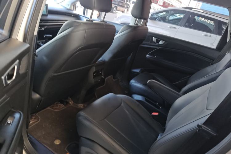 Used Wuling Jiachen 2022 1.5T CVT Smart Luxury Version Interior 4