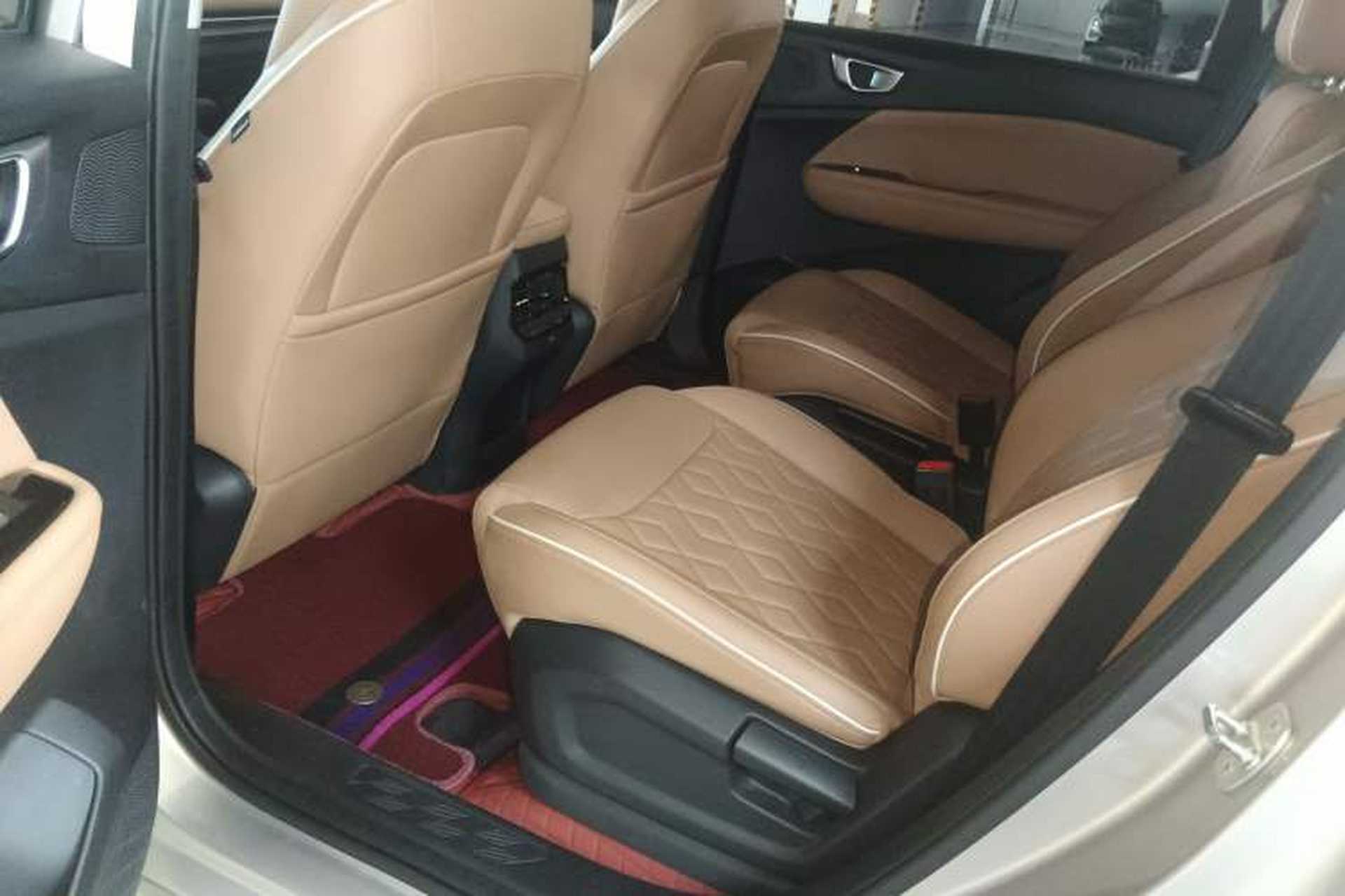 Used Wuling Jiachen 2022 1.5T CVT Deluxe Flagship Edition Interior 4