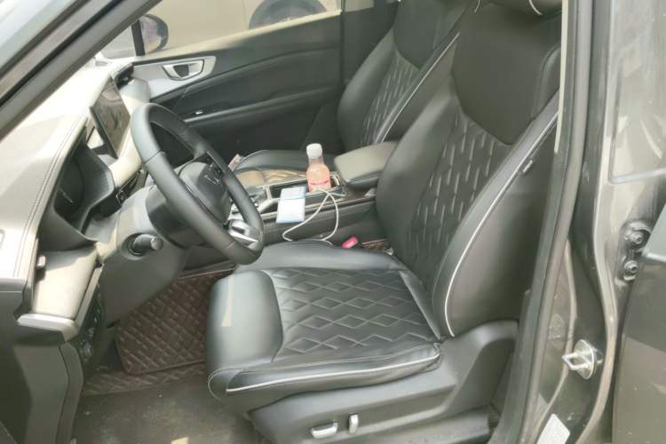 Used Wuling Jiachen 2022 1.5T CVT Deluxe Flagship Edition Left Front Seat