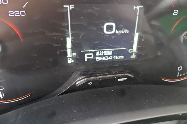 Used Wuling Jiachen 2022 1.5T CVT Deluxe Flagship Edition Odometer Close Up