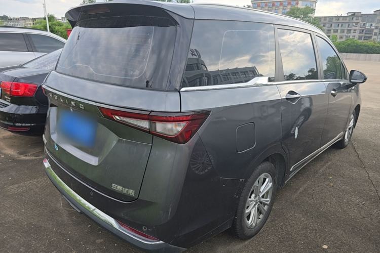 Used Wuling Jiachen 2022 1.5T Manual Light Enjoyment Dynamic Version Rear Right 45 Deg