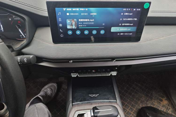 Used Wuling Jiachen 2022 1.5T CVT Smart Luxury Version Audio And AC Panel