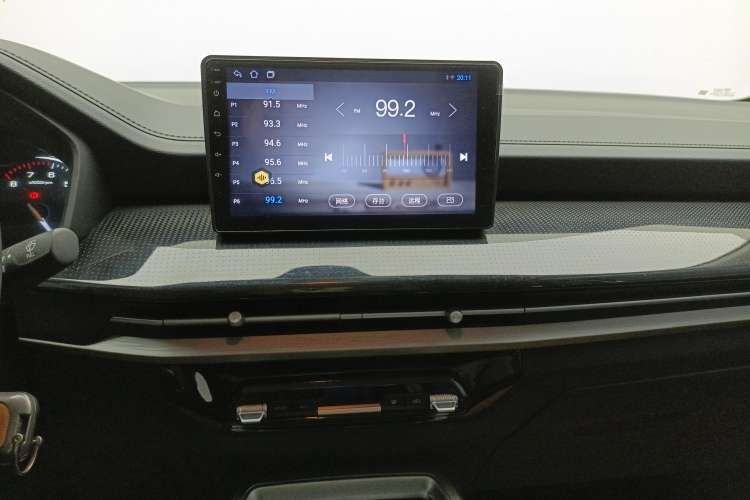 Used Wuling Jiachen 2022 1.5L Manual Enjoyment Elite Model Audio And AC Panel