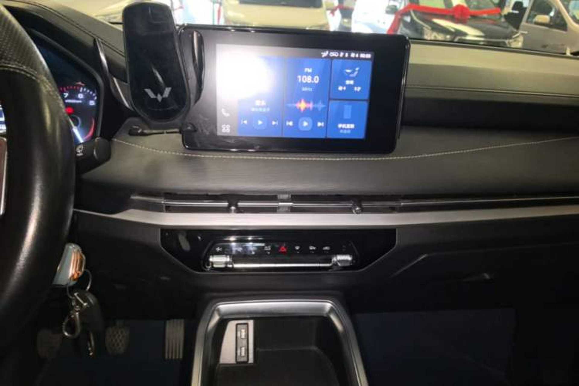 Used Wuling Jiachen 2022 1.5L Manual Light Comfort Edition Audio And AC Panel