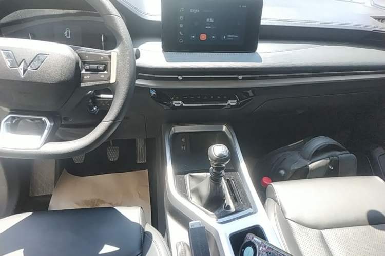 Used Wuling Jiachen 2022 1.5T Manual Comfort & Dynamic Version Audio And AC Panel