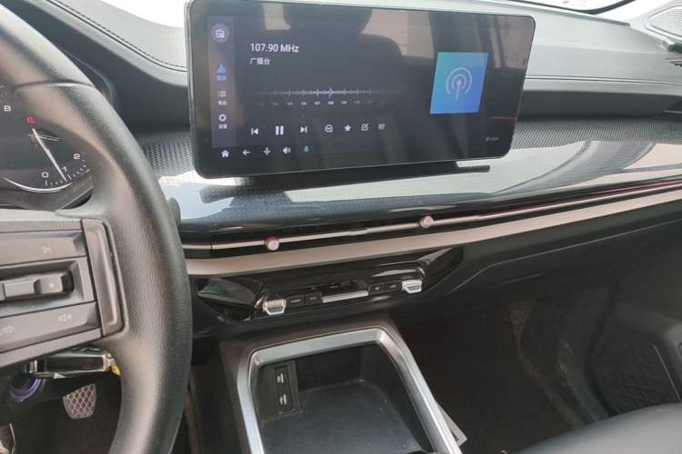 Used Wuling Jiachen 2022 1.5L Manual Enjoyment Elite Model Audio And AC Panel