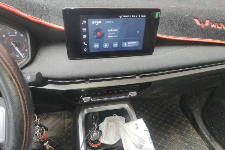 Used Wuling Jiachen 2022 1.5T Manual Light Enjoyment Dynamic Version Audio And AC Panel
