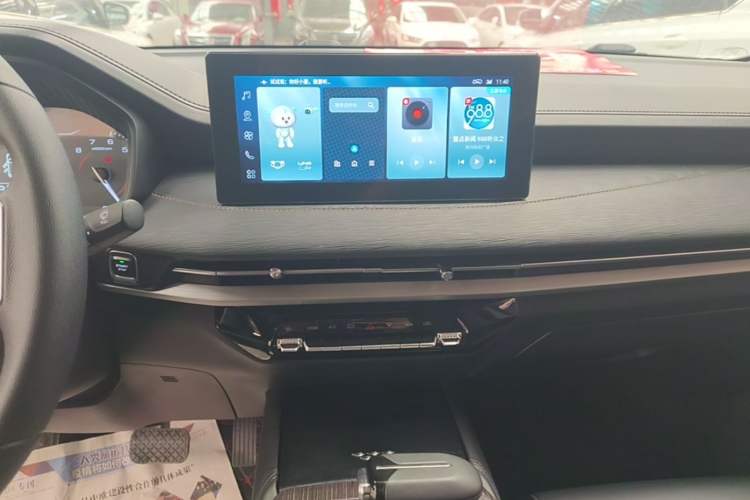 Used Wuling Jiachen 2022 1.5T CVT Smart Luxury Version Audio And AC Panel
