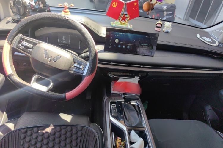 Used Wuling Jiachen 2022 1.5T CVT Deluxe Flagship Edition Center Console