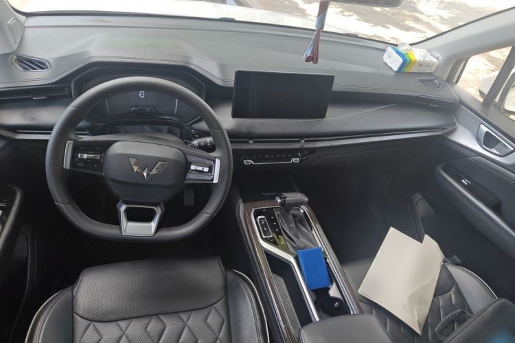 Used Wuling Jiachen 2022 1.5T CVT Deluxe Flagship Edition Center Console