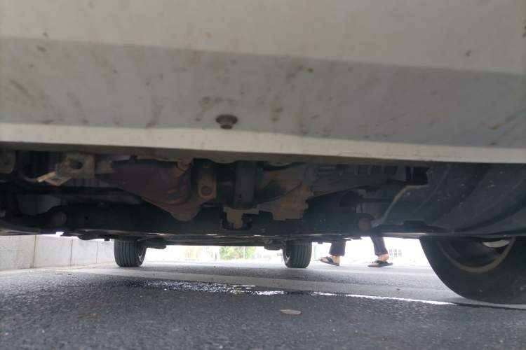 Used Wuling Jiachen 2022 1.5L Manual Comfort Edition Chassis Front