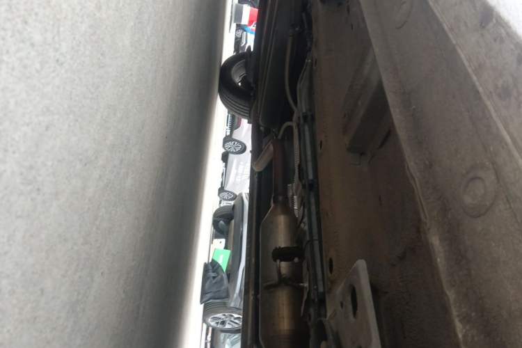 Used Wuling Jiachen 2022 1.5L Manual Comfort Edition Chassis Front Right