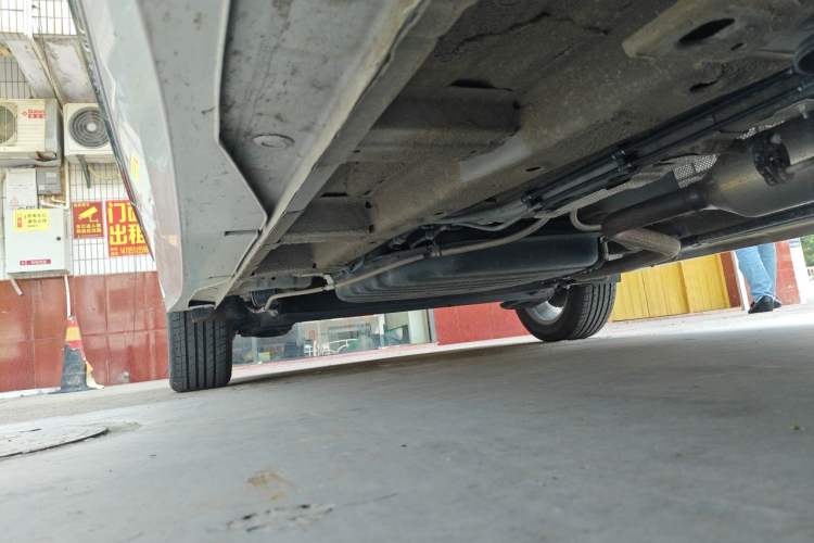 Used Wuling Jiachen 2022 1.5L Manual Comfort Edition Chassis Front Right