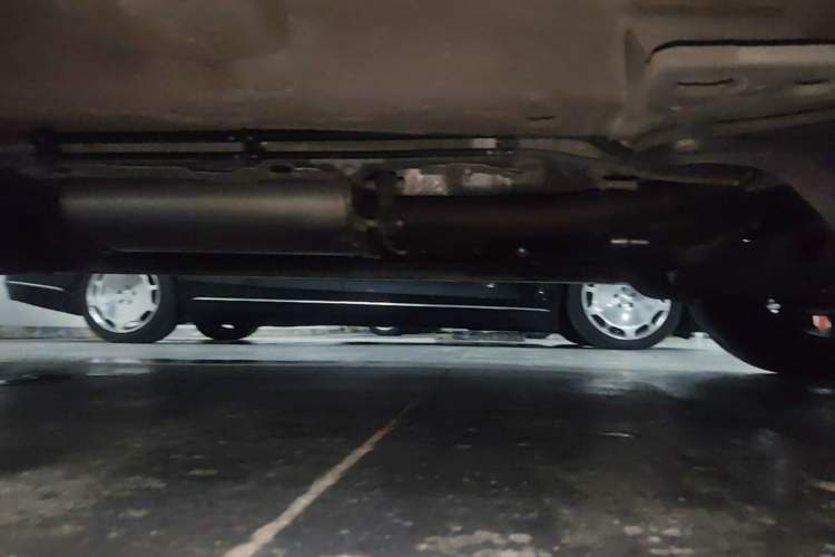 Used Wuling Jiachen 2022 1.5T CVT Deluxe Flagship Edition Chassis Front Right