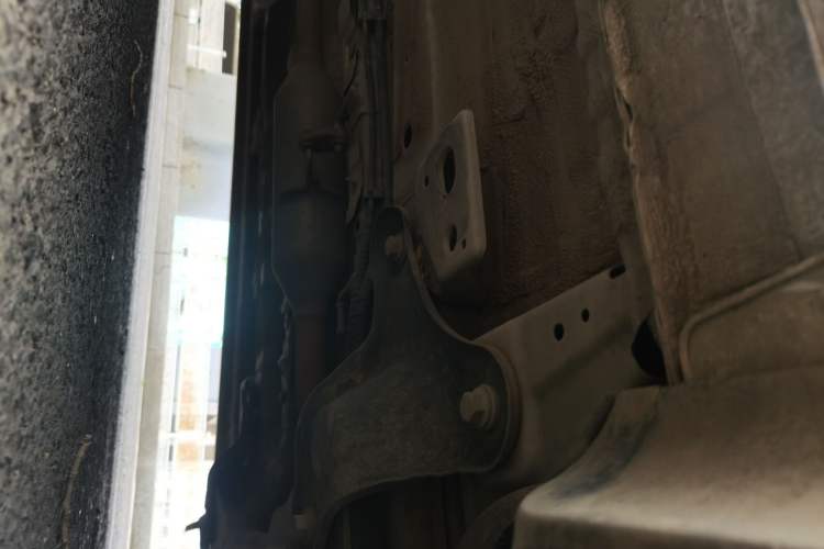 Used Wuling Jiachen 2022 1.5L Manual Enjoyment Elite Model Chassis Front Right