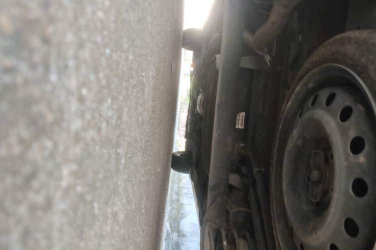 Used Wuling Jiachen 2022 1.5T CVT Deluxe Flagship Edition Chassis Rear