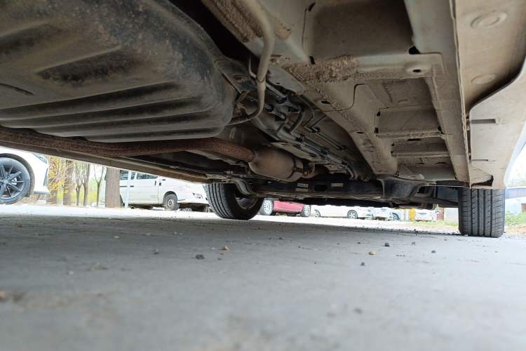 Used Wuling Jiachen 2022 1.5L Manual Light Comfort Edition Chassis Rear Right