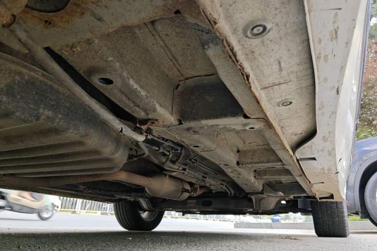 Used Wuling Jiachen 2022 1.5L Manual Comfort Edition Chassis Rear Right