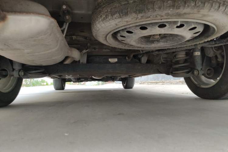 Used Wuling Jiachen 2022 1.5T CVT Smart Luxury Version Chassis Rear
