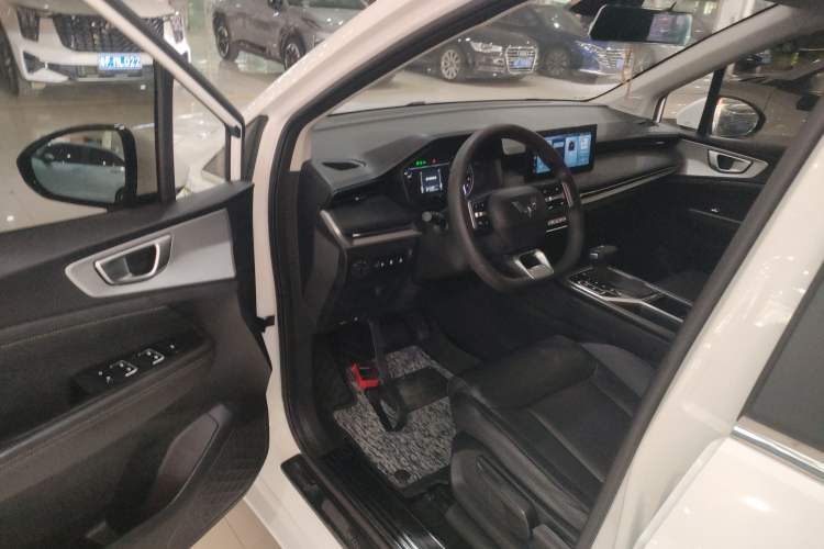 Used Wuling Jiachen 2022 1.5T CVT Smart Luxury Version Driver Seat