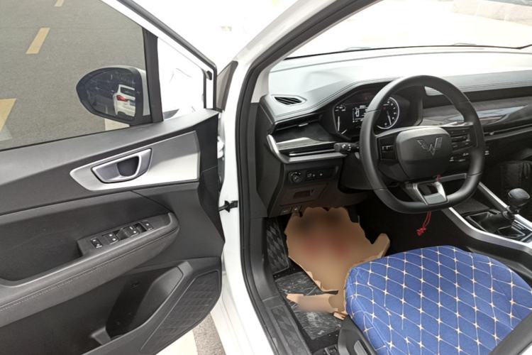 Used Wuling Jiachen 2022 1.5L Manual Enjoyment Elite Model Driver Seat