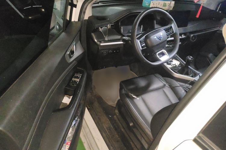 Used Wuling Jiachen 2022 1.5L Manual Comfort Edition Driver Seat