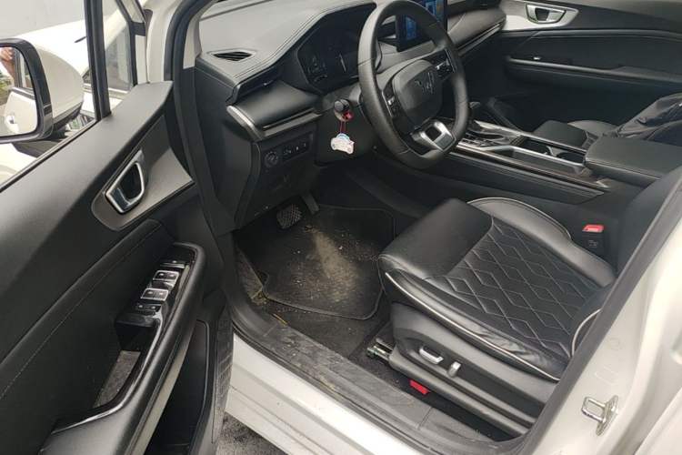 Used Wuling Jiachen 2022 1.5T CVT Deluxe Flagship Edition Driver Seat