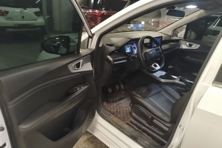 Used Wuling Jiachen 2022 1.5T Manual Comfort & Dynamic Version Driver Seat