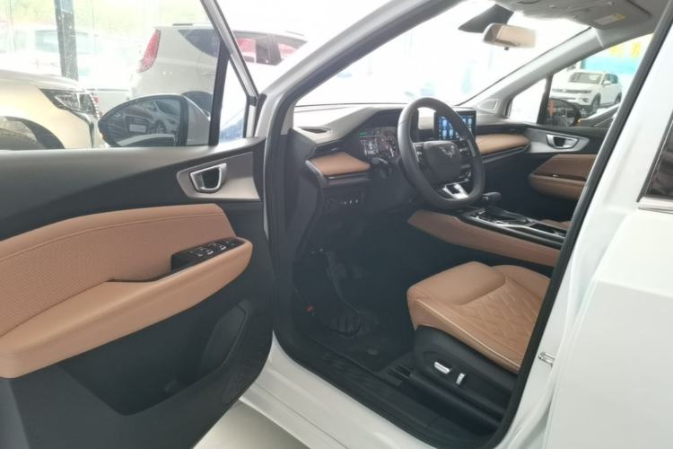 Used Wuling Jiachen 2022 1.5T CVT Deluxe Flagship Edition Driver Seat