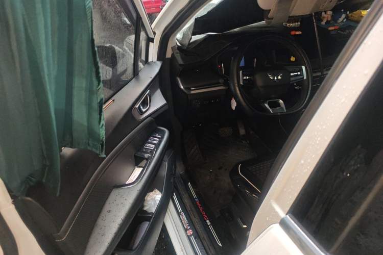 Used Wuling Jiachen 2022 1.5T CVT Deluxe Flagship Edition Driver Seat