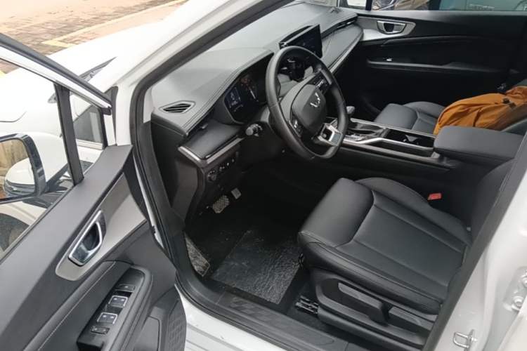 Used Wuling Jiachen 2022 1.5T CVT Smart Luxury Version Driver Seat